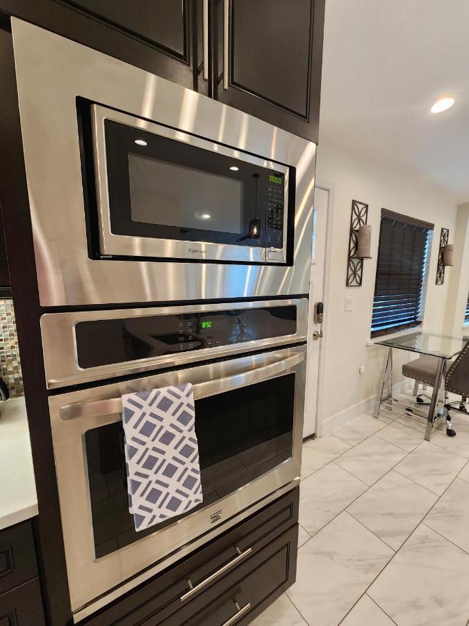 The Villa Orlando@College Park. Sleeps16 Exterior foto